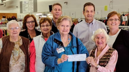 Arbor Terrace Peachtree City Makes Contribution to Local Charity