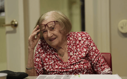 96-Year-Old Arbor Terrace Teaneck Resident Leads Creative Writing Class